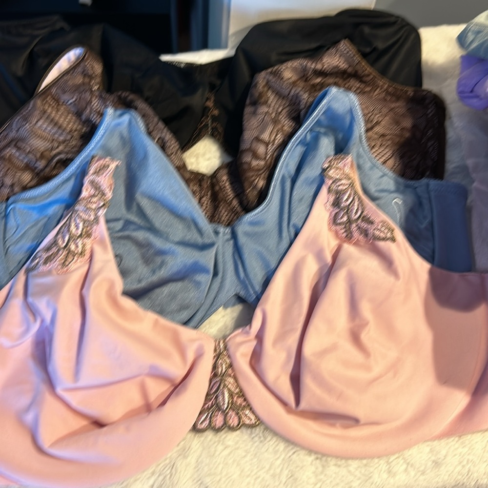 Bras. SOLD - Picture 2 of 9